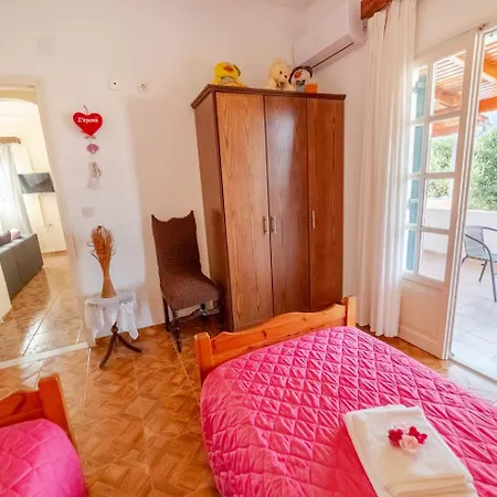 Sea View Close To Halikounas