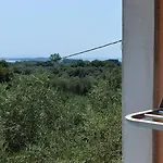 Apartment Sea View Close To